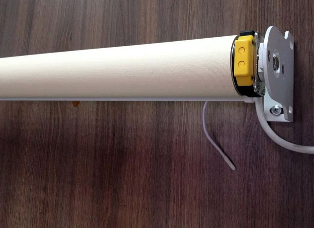 Ремонт электроприводов для рулонной шторы 